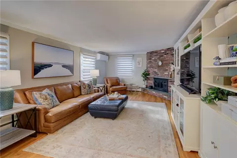 Living - 219 Brian Dr, Warwick, RI 02886 photo 1 of 3