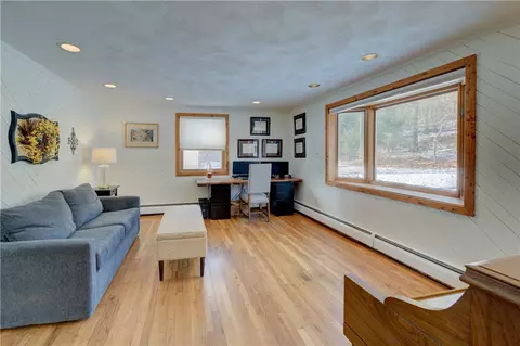 Living - 219 Brian Dr, Warwick, RI 02886 photo 3 of 3