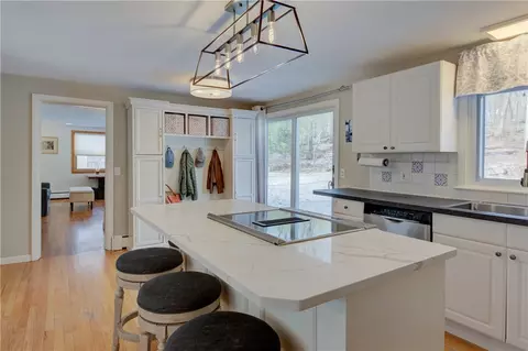 Kitchen - 219 Brian Dr, Warwick, RI 02886 photo 4 of 8