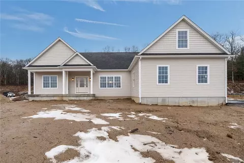 5 Justin Ct, Johnston, RI 02919