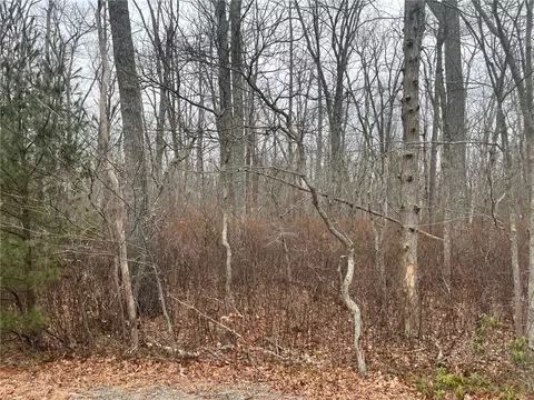 0 Wallum Lake Rd, Burrillville, RI 02859