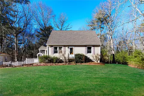225 Hazard Rd, West Greenwich, RI 02817