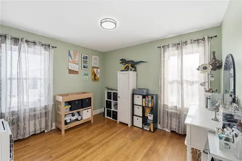 Bedroom - 11 Gladding St, Bristol, RI 02809 photo 2 of 6