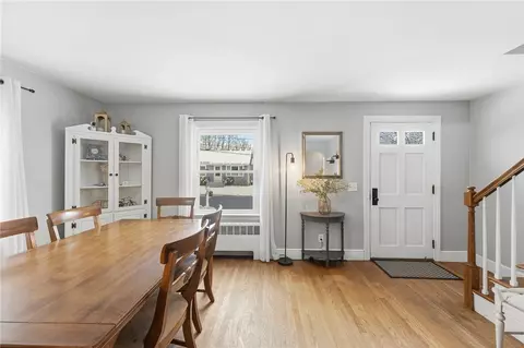 Entry Way - 11 Gladding St, Bristol, RI 02809 photo 3 of 4