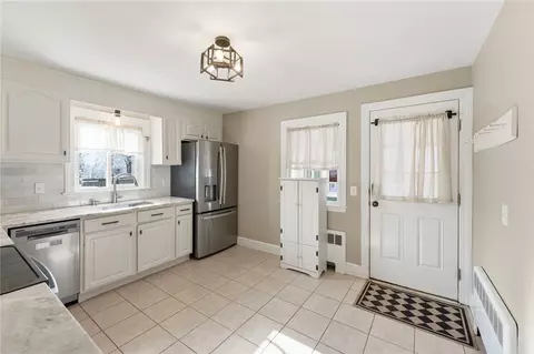 Kitchen - 11 Gladding St, Bristol, RI 02809 photo 4 of 4