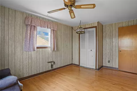 Bedroom - 142 Stoneham Dr, Woonsocket, RI 02895 photo 9 of 9