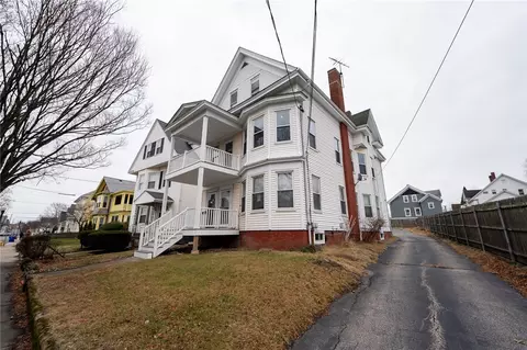 23 Spring St, Pawtucket, RI 02860