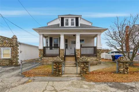 511 Woodward Rd, North Providence, RI 02904