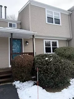351 New London Ave #304, Warwick, RI 02889