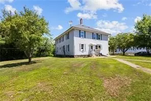 40 Pleasant St, Westerly, RI 02891 photo 2