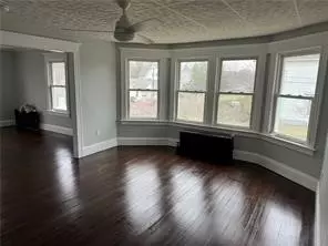 40 Pleasant St, Westerly, RI 02891 photo 10