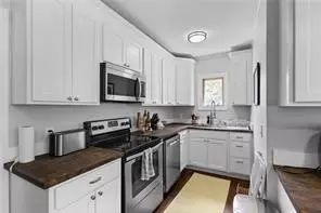 40 Pleasant St, Westerly, RI 02891 photo 16