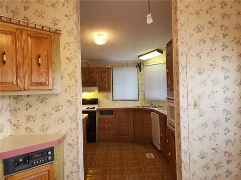 Kitchen - 53 Lear Dr, Coventry, RI 02816 photo 3 of 3