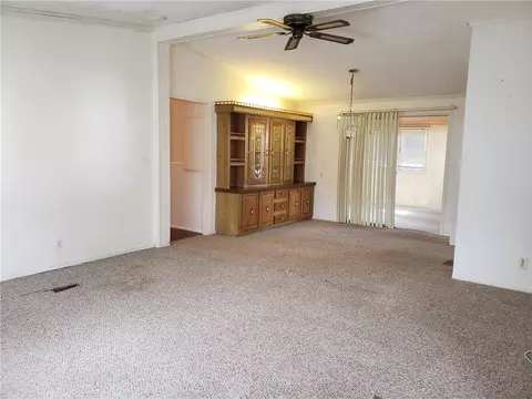 Living - 53 Lear Dr, Coventry, RI 02816 photo 2 of 4