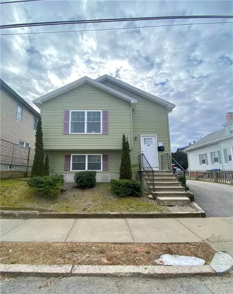 108 Roosevelt St, Providence, RI 02909