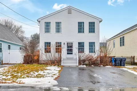 4 Plant St, Cumberland, RI 02864