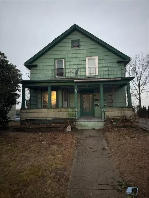 745 Park Ave, Woonsocket, RI 02895