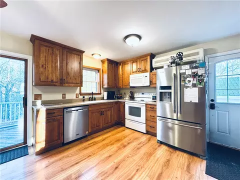 9 Perkins Ave, Westerly, RI 02891 photo 7