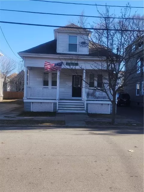 73 Radcliffe Ave, Providence, RI 02908