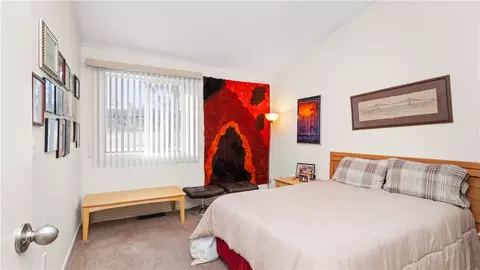Bedroom - 892 Halifax Dr, Warwick, RI 02886 photo 1 of 5