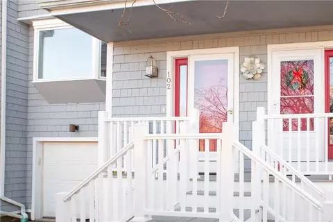 60 Margin St #102, Westerly, RI 02891