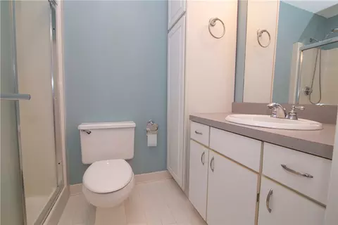 Bath - 60 Margin St #102, Westerly, RI 02891 photo 3 of 3