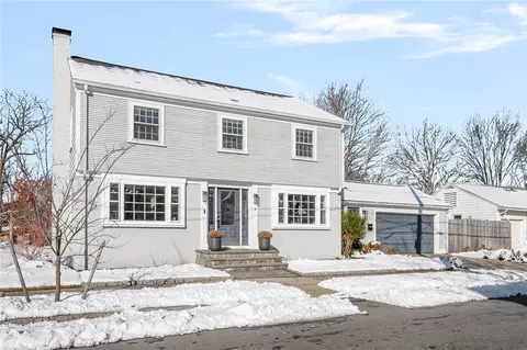 4 Mount Ave, Providence, RI 02906