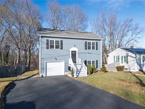 Exterior - 43 Beaver Ave, Warwick, RI 02889 photo 2 of 4