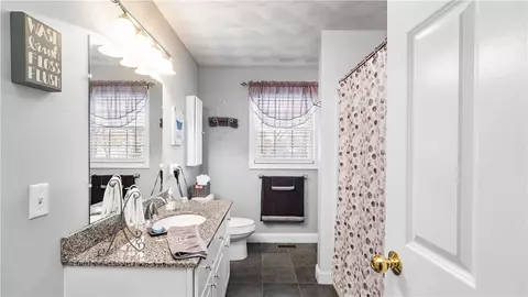 Bath - 9 Kenneth Ave, Warwick, RI 02886 photo 2 of 3