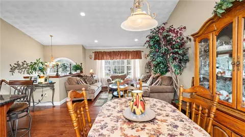 Dining - 9 Kenneth Ave, Warwick, RI 02886 photo 1 of 1