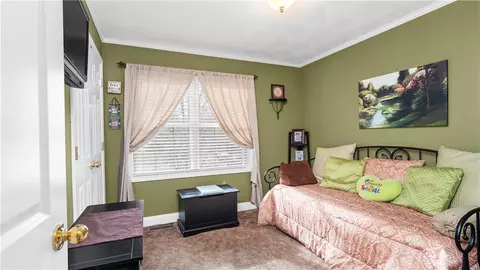 Bedroom - 9 Kenneth Ave, Warwick, RI 02886 photo 5 of 6