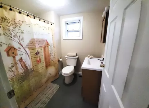 Bath - 35 Transit St, Warwick, RI 02889 photo 2 of 2