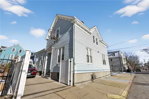 71 Wilson St, Providence, RI 02907