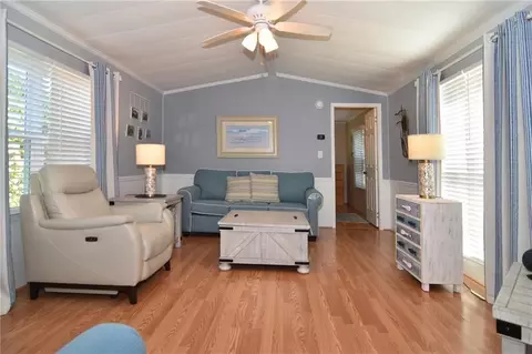 12 Comfort Ln, South Kingstown, RI 02879