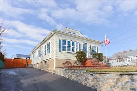 1187 S Broadway, East Providence, RI 02914