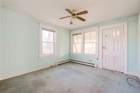 165 Haswill St, Warwick, RI 02889 photo 9