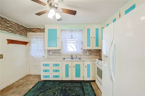 165 Haswill St, Warwick, RI 02889 photo 7