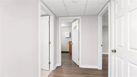 Entry Way - 15 Abbott Ave, Warwick, RI 02886 photo 2 of 4