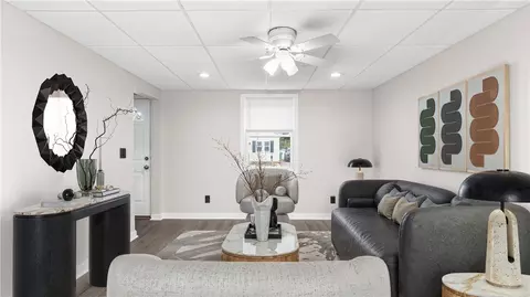Living - 15 Abbott Ave, Warwick, RI 02886 photo 2 of 3
