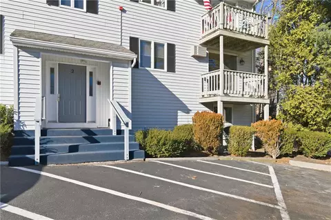 2 Angle St #6, Manville, RI 02838