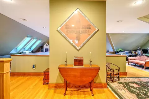 Entry Way - 9 Howe St, Bristol, RI 02809 photo 6 of 7