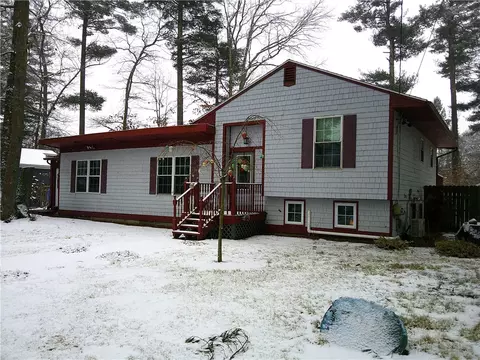 179 Acres Of Pine Rd, Coventry, RI 02816