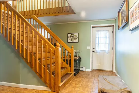 Entry Way - 60 Salisbury Rd, Glocester, RI 02814 photo 3 of 4