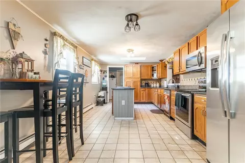 Kitchen - 60 Salisbury Rd, Glocester, RI 02814 photo 4 of 4