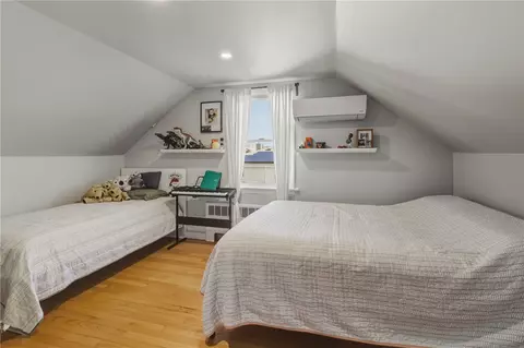 Bedroom - 310 King Philip St, Fall River, MA 02724 photo 2 of 7