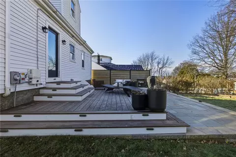 Exterior - 310 King Philip St, Fall River, MA 02724 photo 3 of 10