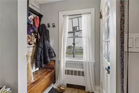 Entry Way - 310 King Philip St, Fall River, MA 02724 photo 4 of 4