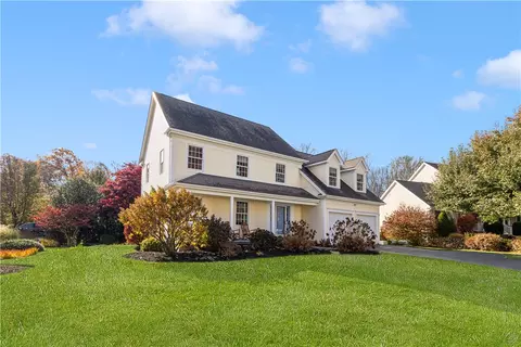 Exterior - 22 Beech Tree Pl, South Kingstown, RI 02879 photo 8 of 11