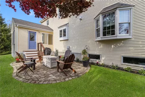 Exterior - 22 Beech Tree Pl, South Kingstown, RI 02879 photo 3 of 11