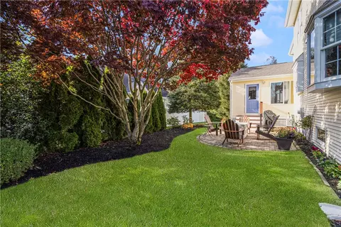 Exterior - 22 Beech Tree Pl, South Kingstown, RI 02879 photo 11 of 11